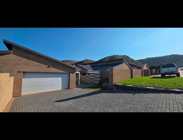 3 BEDROOM HOUSE FOR SALE IN ISLAND VIEW